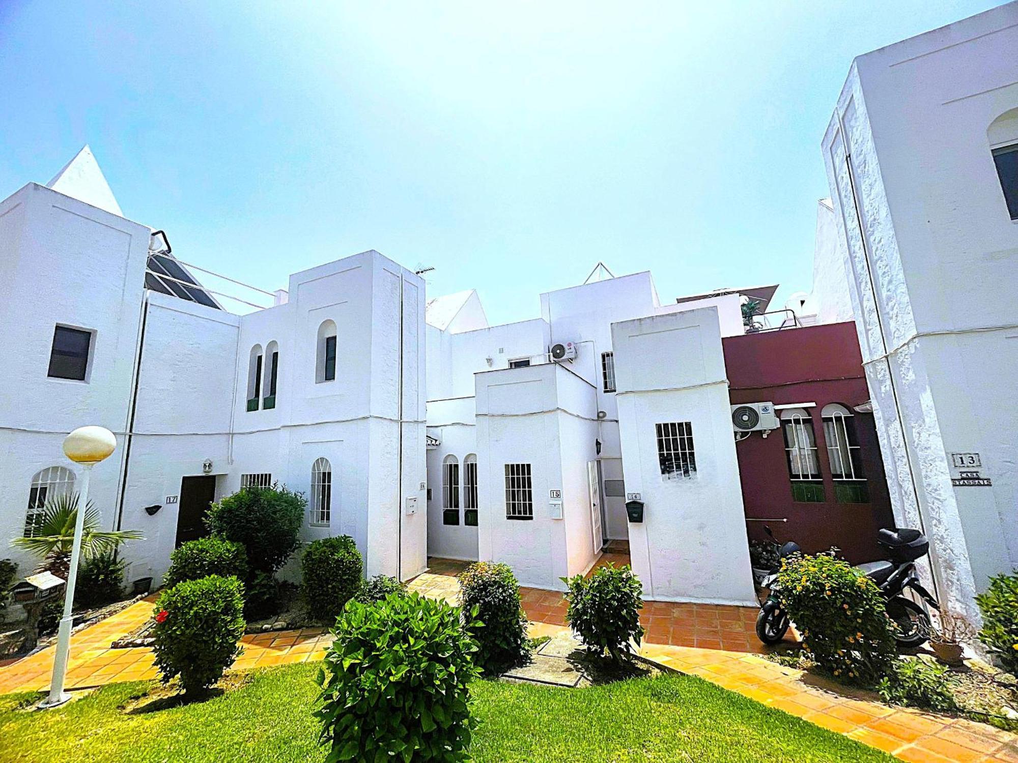 Urb. Alhambra II 15 Villa Nerja Kültér fotó